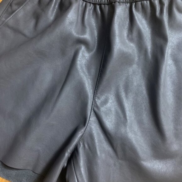 Short en cuir - Picture 5 of 5